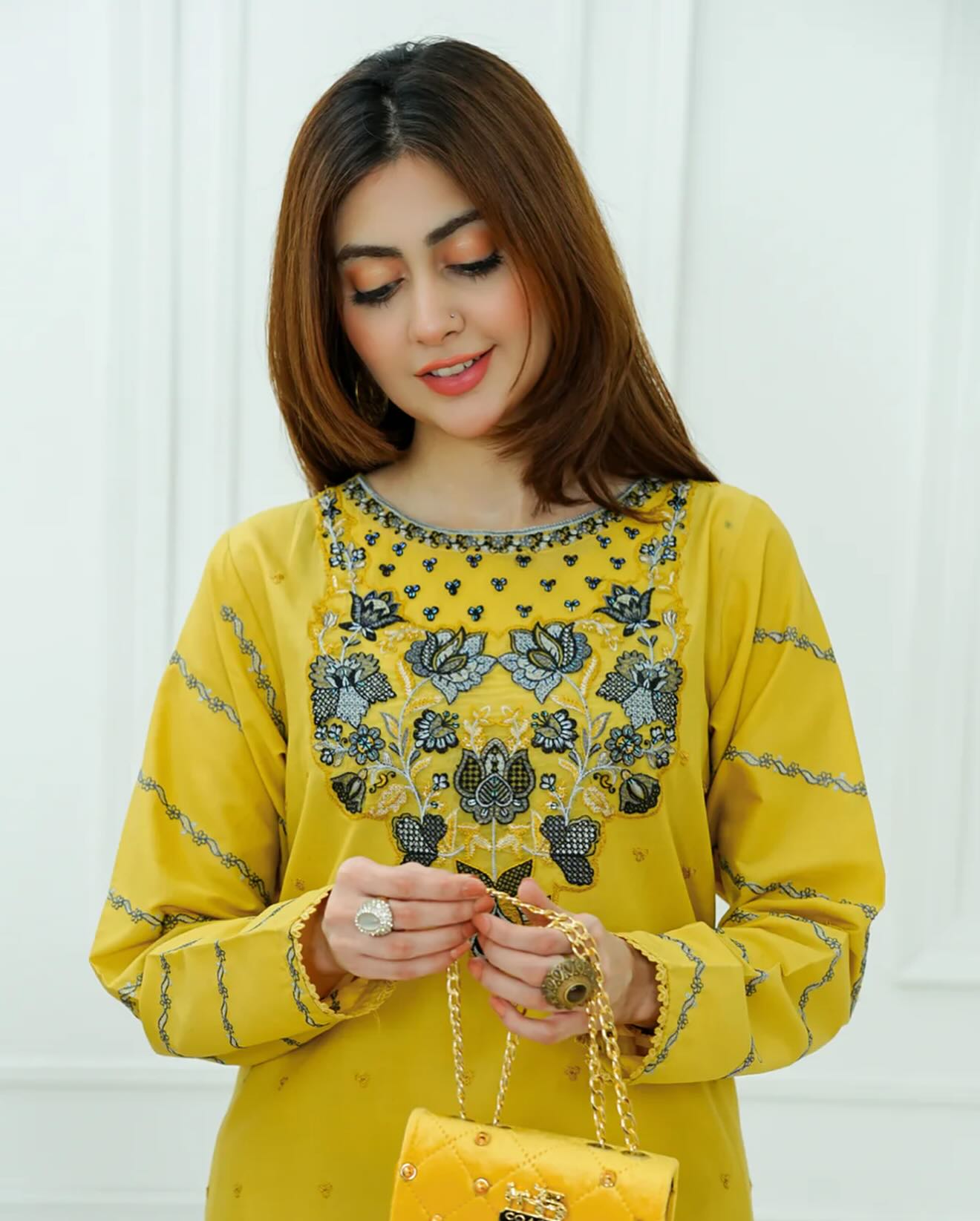 ARFA LAWN EMBERIODED 2PC